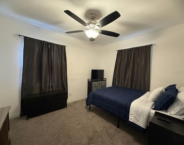 636 Rainbow Boulevard - Photo Thumbnail 9
