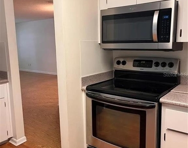 8591 Sw 93rd Place - Photo Thumbnail 15