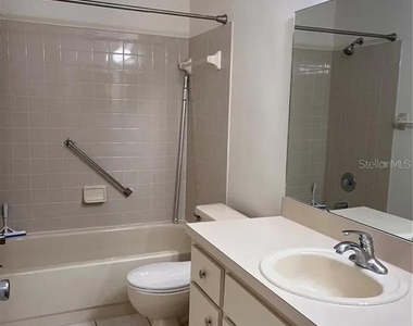 8591 Sw 93rd Place - Photo Thumbnail 9