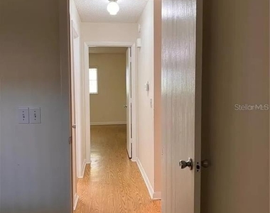 8591 Sw 93rd Place - Photo Thumbnail 12