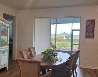 9222 Sw 104th Terrace - Photo Thumbnail 7