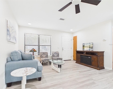 7686 Sw 81st Street - Photo Thumbnail 5