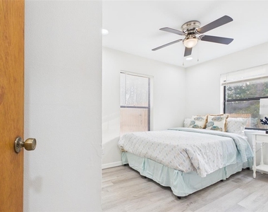 7686 Sw 81st Street - Photo Thumbnail 11