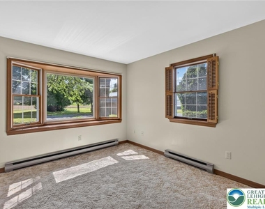 1226 Trexlertown Rd - Photo Thumbnail 9
