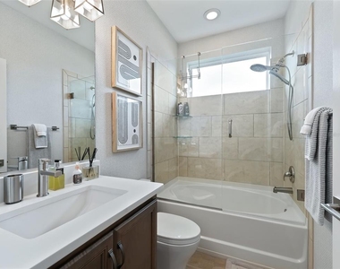 5672 Nw 40th Place - Photo Thumbnail 23
