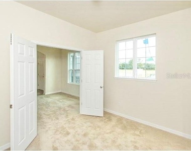 2103 Candlenut Circle - Photo Thumbnail 21