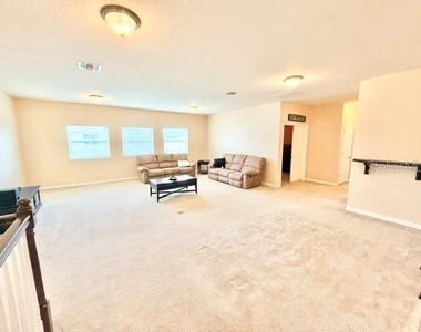 2103 Candlenut Circle - Photo Thumbnail 23