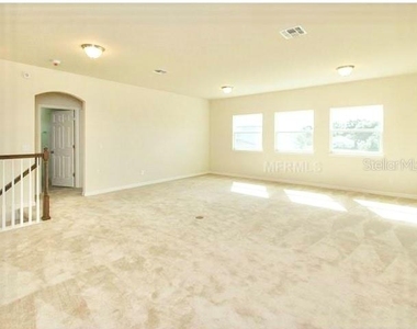 2103 Candlenut Circle - Photo Thumbnail 14