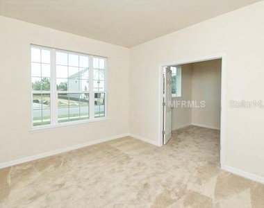2103 Candlenut Circle - Photo Thumbnail 2