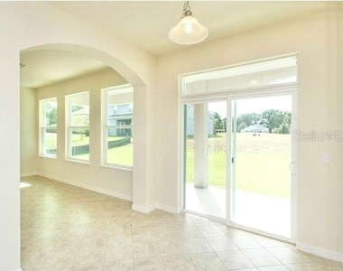 2103 Candlenut Circle - Photo Thumbnail 10