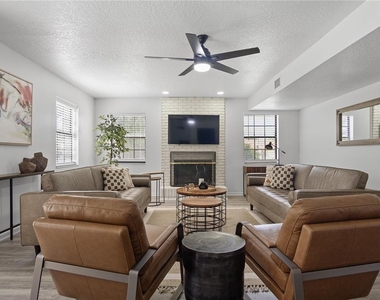 2540 Albany Drive - Photo Thumbnail 33