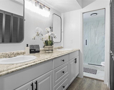 2540 Albany Drive - Photo Thumbnail 52