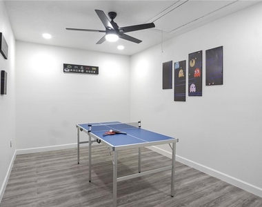 2540 Albany Drive - Photo Thumbnail 63