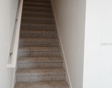 2748 Ginger Lane - Photo Thumbnail 12