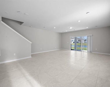 2737 Bright Bird Lane - Photo Thumbnail 4