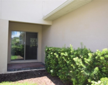16097 Pebble Bluff Loop - Photo Thumbnail 3