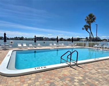 400 64th Avenue - Photo Thumbnail 17