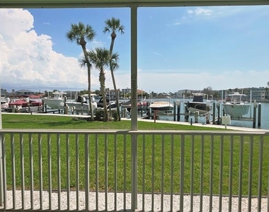 400 64th Avenue - Photo Thumbnail 6