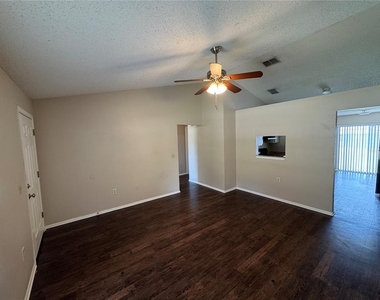 10039 Massey Street - Photo Thumbnail 1