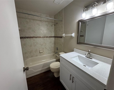 10039 Massey Street - Photo Thumbnail 9