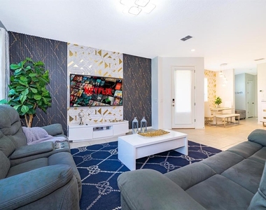 664 Benoi Drive - Photo Thumbnail 12