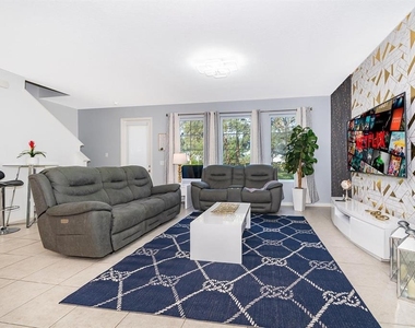 664 Benoi Drive - Photo Thumbnail 7