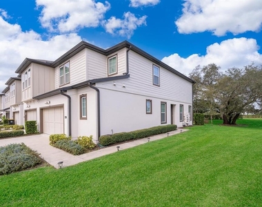 664 Benoi Drive - Photo Thumbnail 2