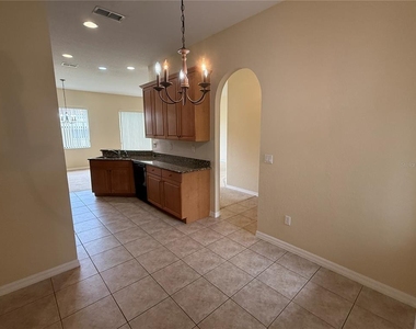 439 Caraway Drive - Photo Thumbnail 10