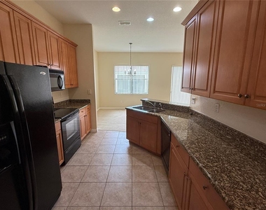 439 Caraway Drive - Photo Thumbnail 13