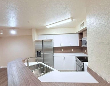832 Camargo Way - Photo Thumbnail 10