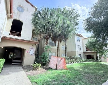 832 Camargo Way - Photo Thumbnail 1