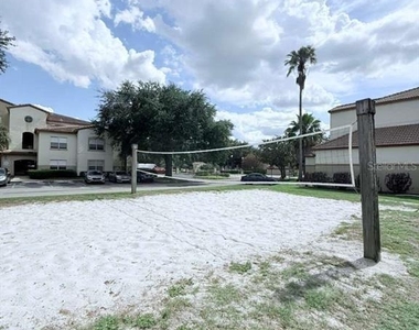 832 Camargo Way - Photo Thumbnail 36