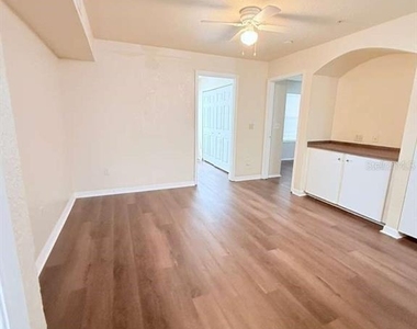832 Camargo Way - Photo Thumbnail 14