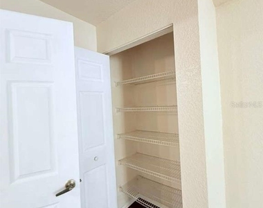 832 Camargo Way - Photo Thumbnail 23