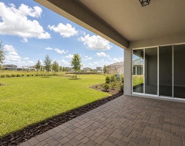 16628 Silver Brook Way - Photo Thumbnail 10