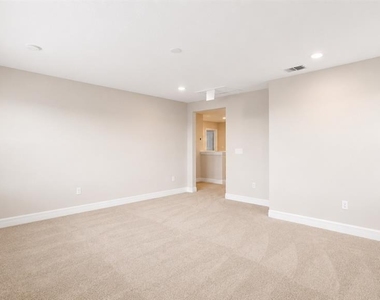 16628 Silver Brook Way - Photo Thumbnail 24