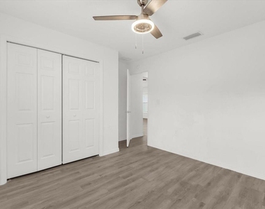 14923 Sw 66th Avenue Road - Photo Thumbnail 9