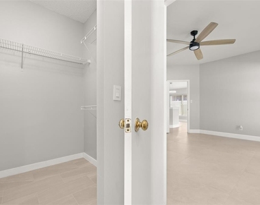 11218 Worley Avenue - Photo Thumbnail 24