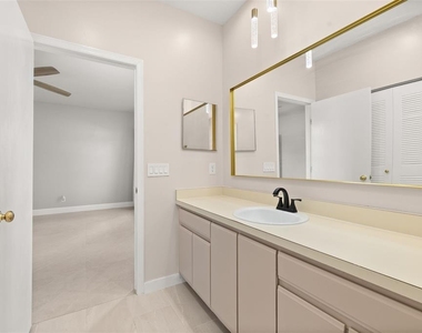 11218 Worley Avenue - Photo Thumbnail 21