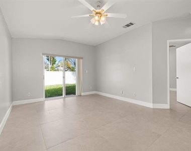 11218 Worley Avenue - Photo Thumbnail 15
