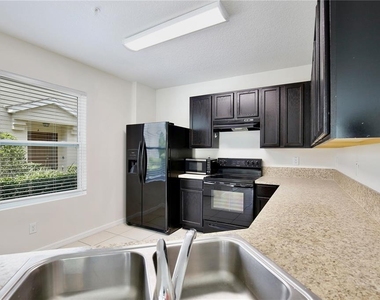 3520 Seneca Club Loop - Photo Thumbnail 3