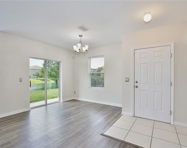 3520 Seneca Club Loop - Photo Thumbnail 4