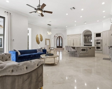 11051 Coniston Way - Photo Thumbnail 15