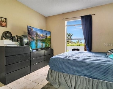 3702 Palm Desert Lane - Photo Thumbnail 11
