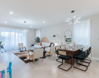 7215 Oakmoss Loop - Photo Thumbnail 7