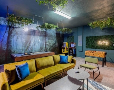 7215 Oakmoss Loop - Photo Thumbnail 44