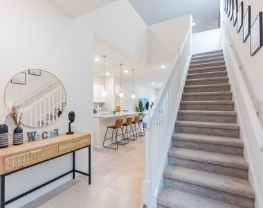 7215 Oakmoss Loop - Photo Thumbnail 1