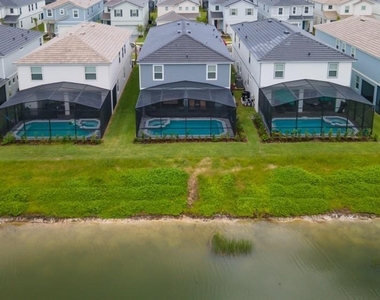7215 Oakmoss Loop - Photo Thumbnail 16
