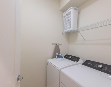 7215 Oakmoss Loop - Photo Thumbnail 27