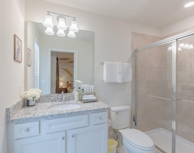 7215 Oakmoss Loop - Photo Thumbnail 63